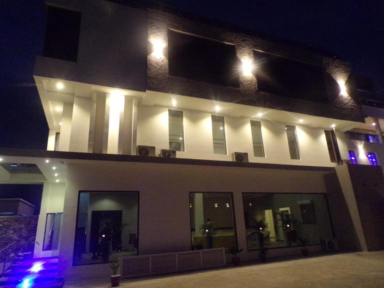 The Mayhill Lekki Exteriér fotografie